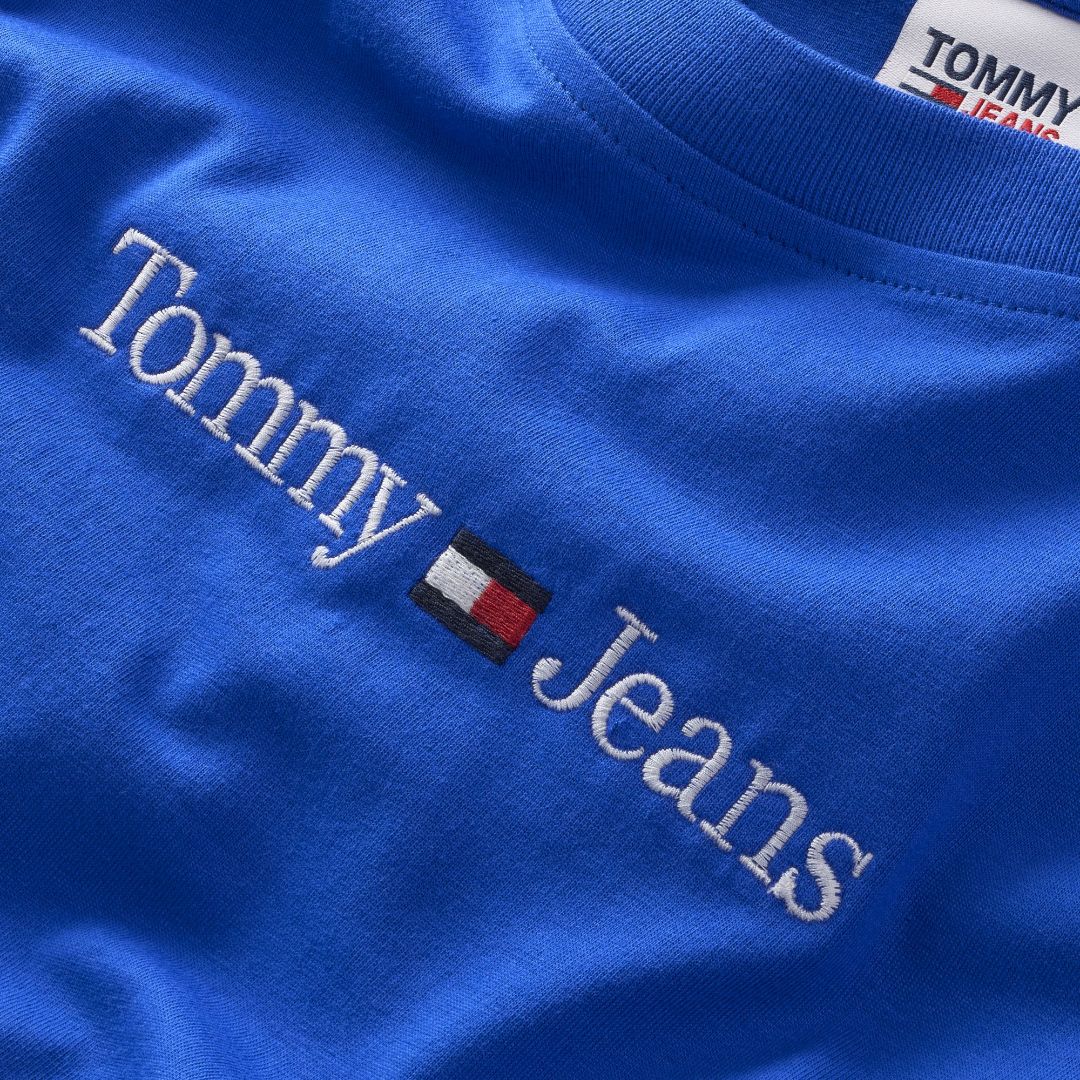 TOMMY JEANS Camiseta lineal clásica